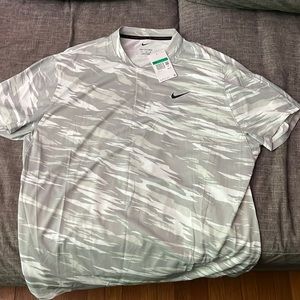 Nike Tiger Woods golf shirt